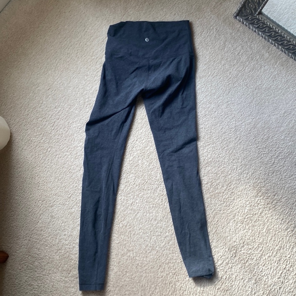 Lululemon leggings in gray